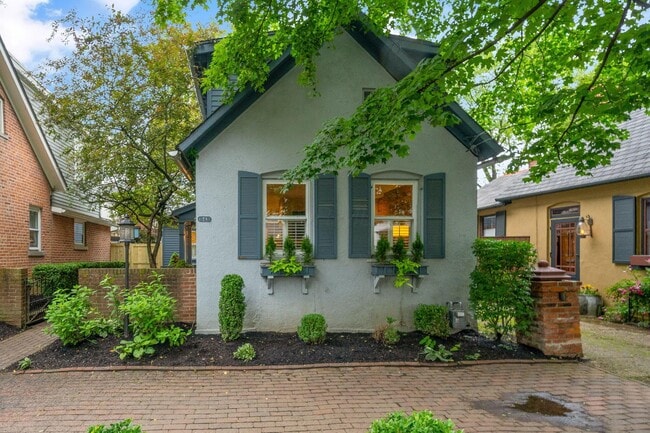 843 City Park Ave in Columbus, OH - Foto de edificio - Building Photo