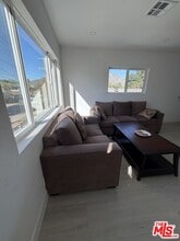 10354 Oro Vista Ave in Los Angeles, CA - Building Photo - Building Photo