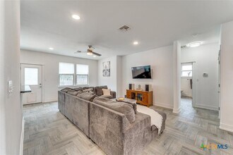 59 Long Bow Ln in Wimberley, TX - Building Photo - Building Photo