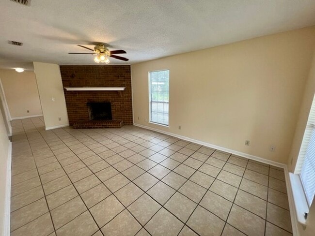 623 Lilly Ln in Murfreesboro, TN - Building Photo - Building Photo