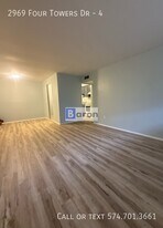 2969 Four Towers Dr in Cincinnati, OH - Building Photo