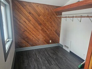 1458 Noble St in Fairbanks, AK - Building Photo - Building Photo