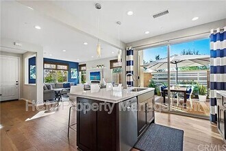 191 Excursion in Irvine, CA - Building Photo - Building Photo