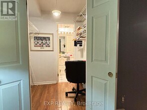 101 Subway Crescent in Toronto, ON - Building Photo - Building Photo