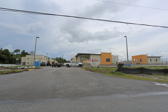 Whispering Palms in Largo, FL - Building Photo - Building Photo