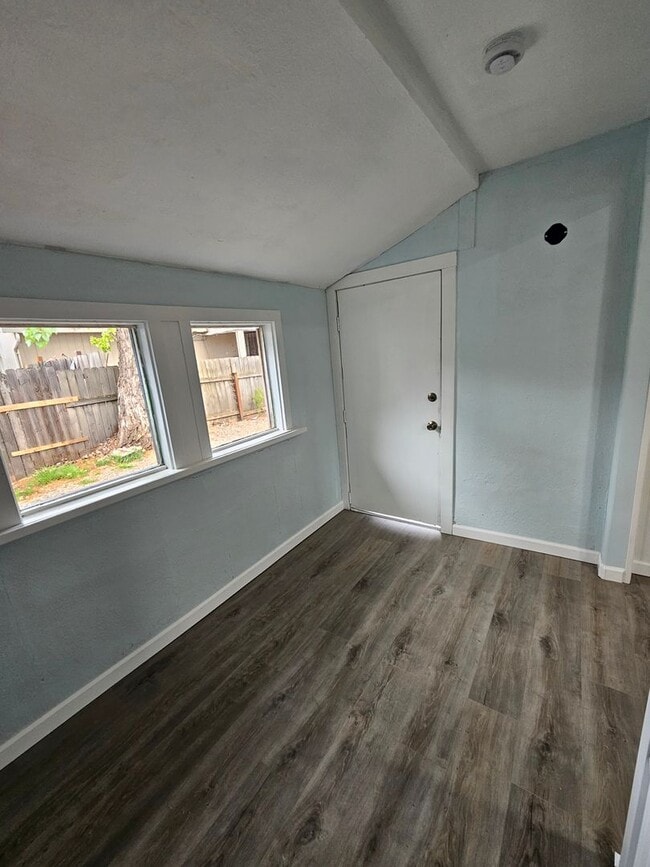 428 Berrydale Ave in Medford, OR - Building Photo - Building Photo