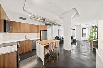 9 Medford St-Unit -502 in Somerville, MA - Building Photo - Building Photo