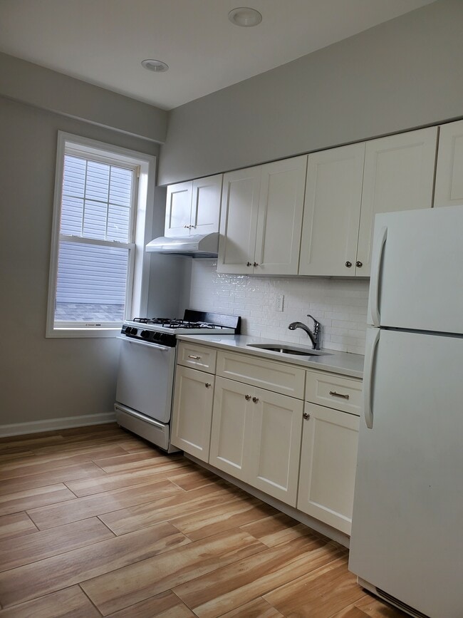 43 S Adelaide Ave in Highland Park, NJ - Building Photo - Building Photo