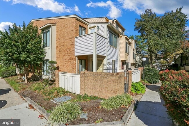 18801 Nathans Pl in Gaithersburg, MD - Building Photo - Building Photo