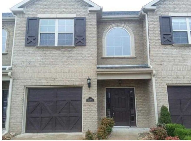 property at 5322 La Belle Ct