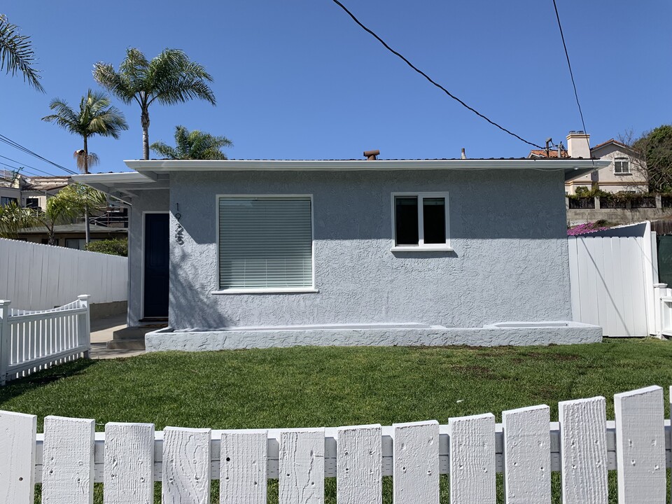 1925 Nelson Ave in Redondo Beach, CA - Building Photo