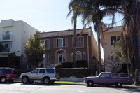 4152 Rosewood Ave in Los Angeles, CA - Building Photo - Building Photo