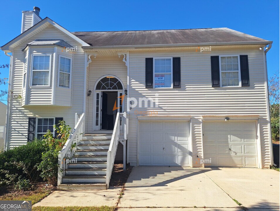 6651 Breckenridge Dr in Douglasville, GA - Building Photo