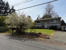 4820 36th Ave E in Tacoma, WA - Building Photo