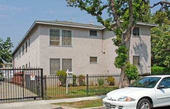 3323 S Durango Ave in Los Angeles, CA - Building Photo - Building Photo