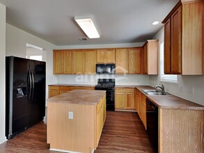 700 Stevenage Dr in Pflugerville, TX - Building Photo - Building Photo
