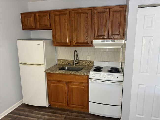 property at 1219 2nd Ave