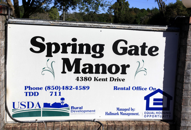 Spring Gate Manor in Marianna, FL - Building Photo - Building Photo