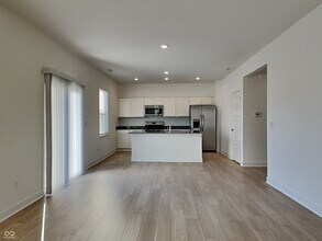 11831 Moorfield Ln in Indianapolis, IN - Building Photo - Building Photo