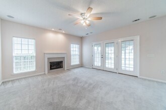 504 Golden Grove Ln in Richmond Hill, GA - Building Photo - Building Photo