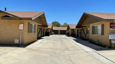 7467 Bannock Trl in Yucca Valley, CA - Building Photo - Building Photo