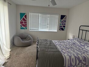 1645 Spoonbill Ln, Unit C in Naples, FL - Foto de edificio - Building Photo