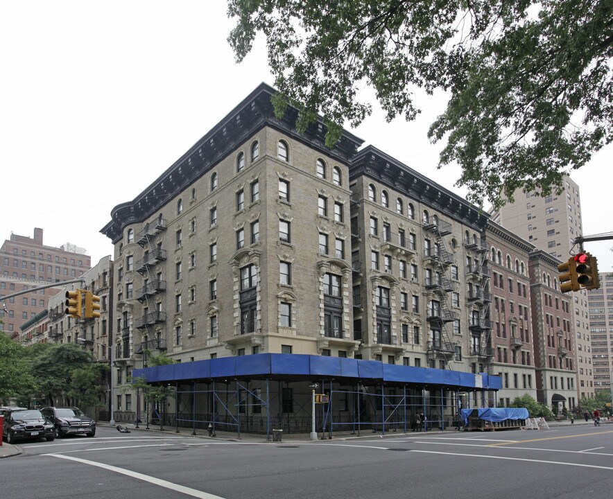 478 Central Park W in New York, NY - Building Photo