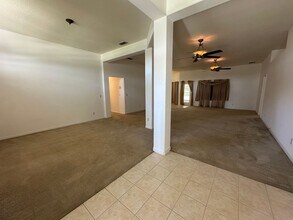36614 Honey Tree Ct in Eustis, FL - Building Photo - Building Photo