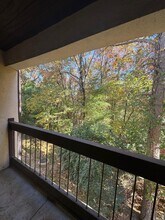 301 Kings Row Dr in Little Rock, AR - Foto de edificio - Building Photo