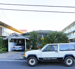 Shingo Apartments in Honolulu, HI - Building Photo - Building Photo