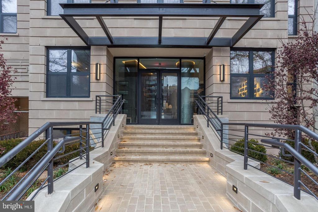 1427 Rhode Island Ave NW in Washington, DC - Building Photo