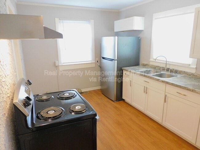 201 Sheppard St in Thomasville, NC - Building Photo - Building Photo