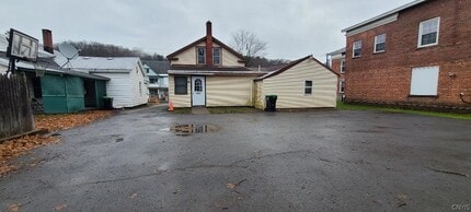 43 N Main St in Dolgeville, NY - Building Photo - Building Photo
