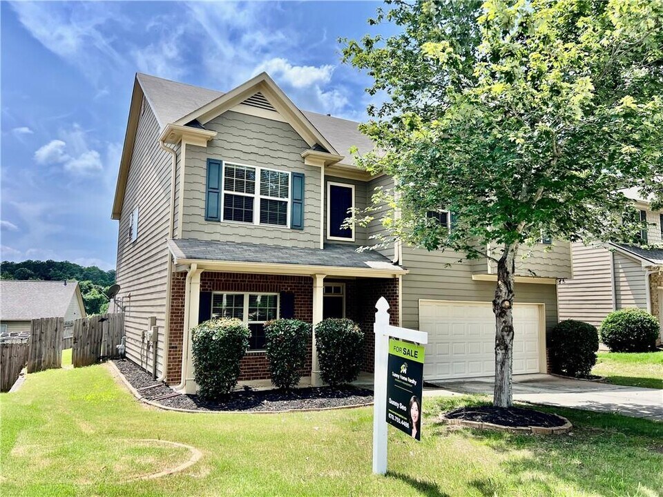 3522 Fallen Oak Dr in Buford, GA - Building Photo