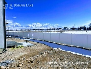 421 Domain Ln in Grantsville, UT - Building Photo - Building Photo