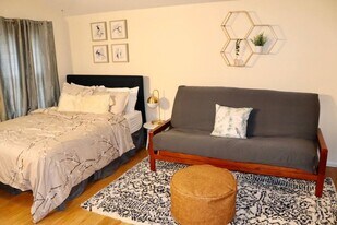 1600 N Jackson St in Milwaukee, WI - Building Photo