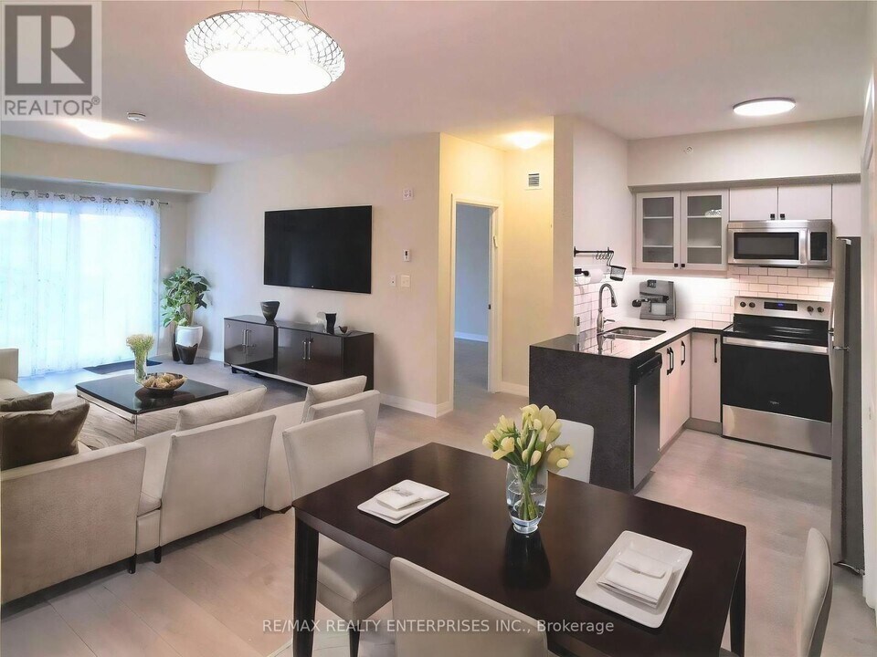 54-254 Koda St in Barrie, ON - Building Photo