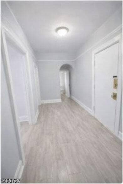 112 Lincoln St, Unit 408 in East Orange, NJ - Building Photo - Building Photo