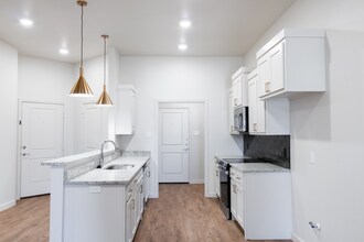4006 Trenton Ave in Lubbock, TX - Building Photo - Building Photo