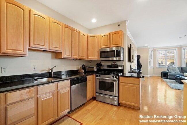 property at 8 Howell St