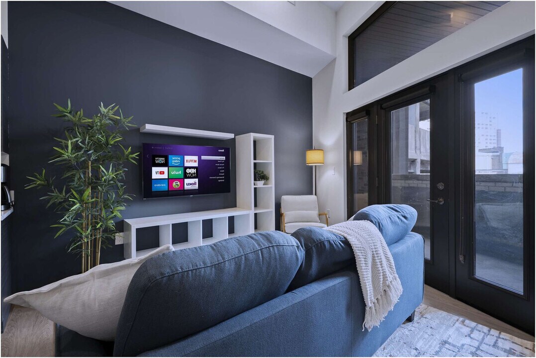 1101 Euclid Ave in Cleveland, OH - Foto de edificio