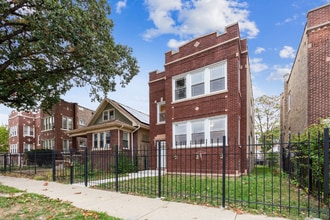 1249 N Mason Ave in Chicago, IL - Building Photo - Building Photo