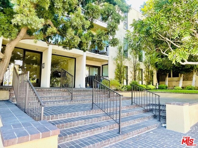 property at 11789 Montana Ave