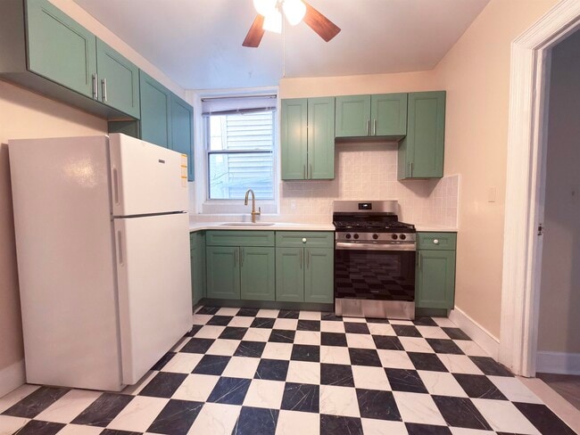 622 Park Ave in Hoboken, NJ - Building Photo - Building Photo