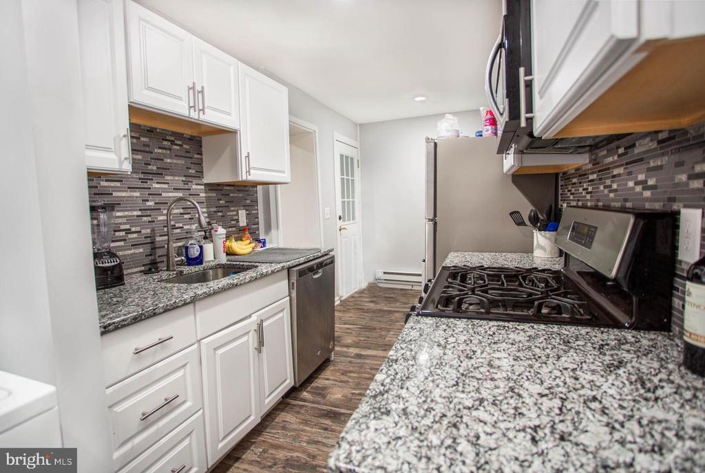 217 W Lancaster Ave in Downingtown, PA - Building Photo