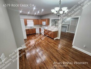 4579 Rock Creek Cir in Trussville, AL - Building Photo - Building Photo