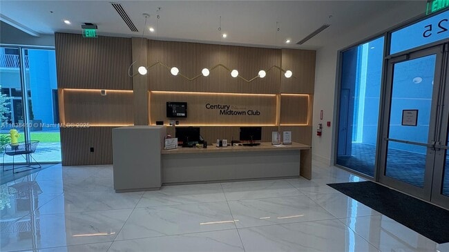 7875 NW 107th Ave in Doral, FL - Building Photo - Building Photo