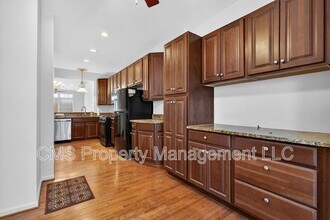 3 Weber Ave in Hillsborough Township, NJ - Foto de edificio - Building Photo