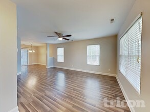 5308 Tucker Phillips Dr in Wingate, NC - Foto de edificio - Building Photo