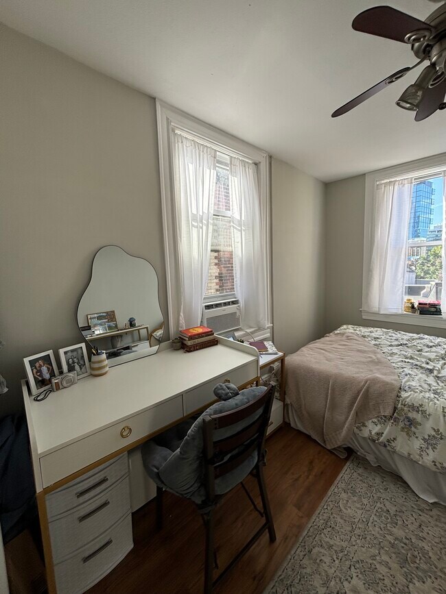 226 Hanover St in Boston, MA - Foto de edificio - Building Photo